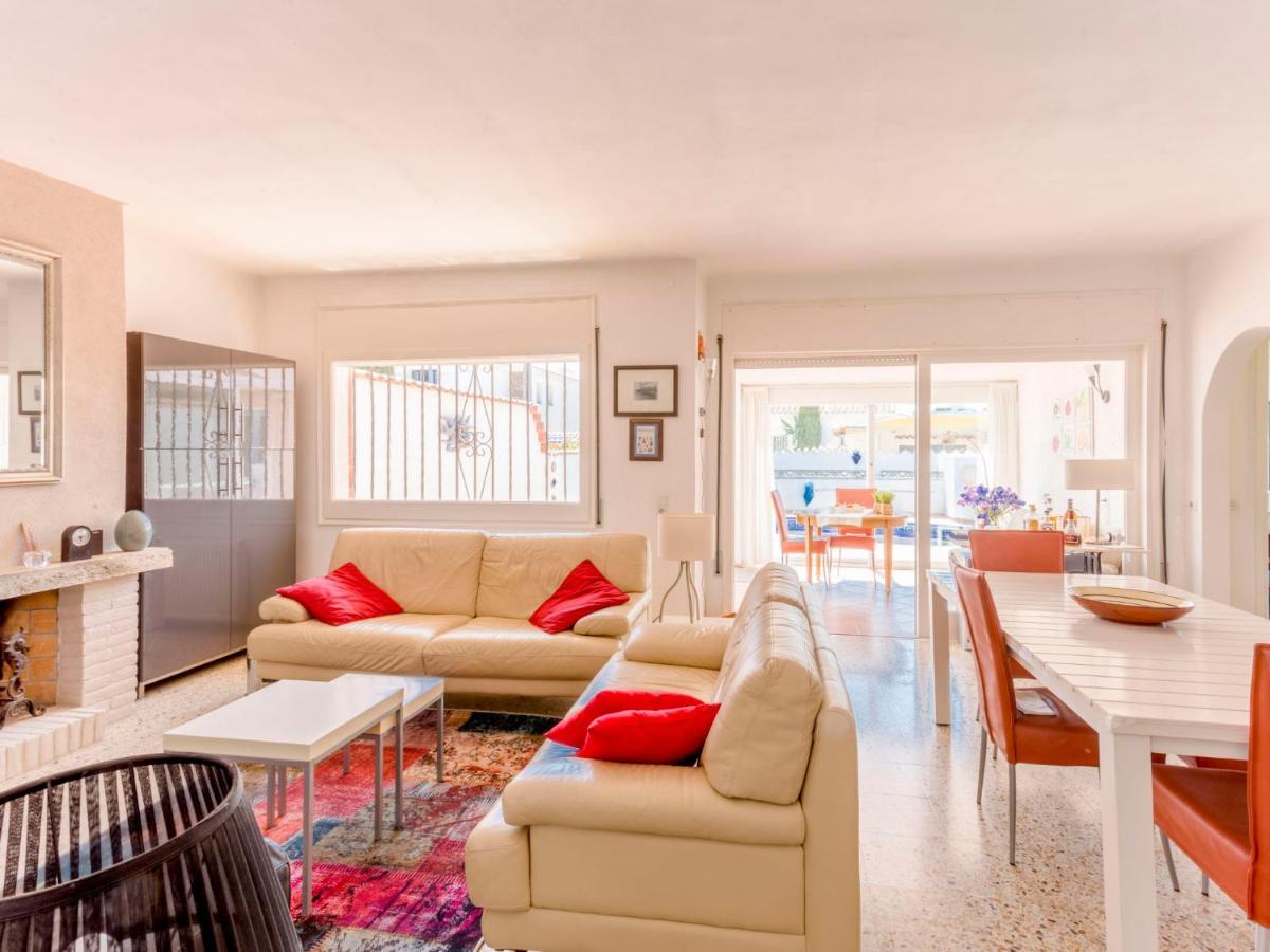 Holiday Home Peni By Interhome Empuriabrava Dış mekan fotoğraf