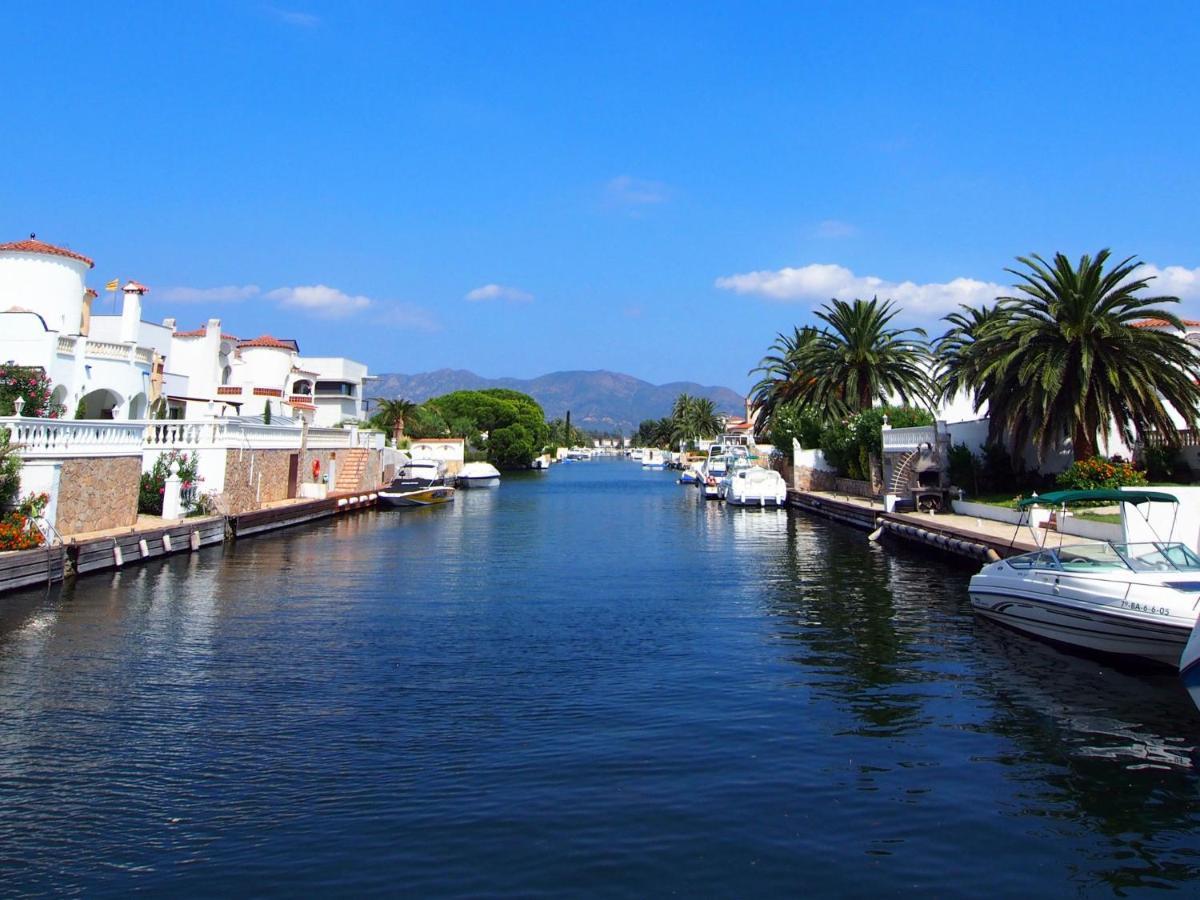 Holiday Home Peni By Interhome Empuriabrava Dış mekan fotoğraf